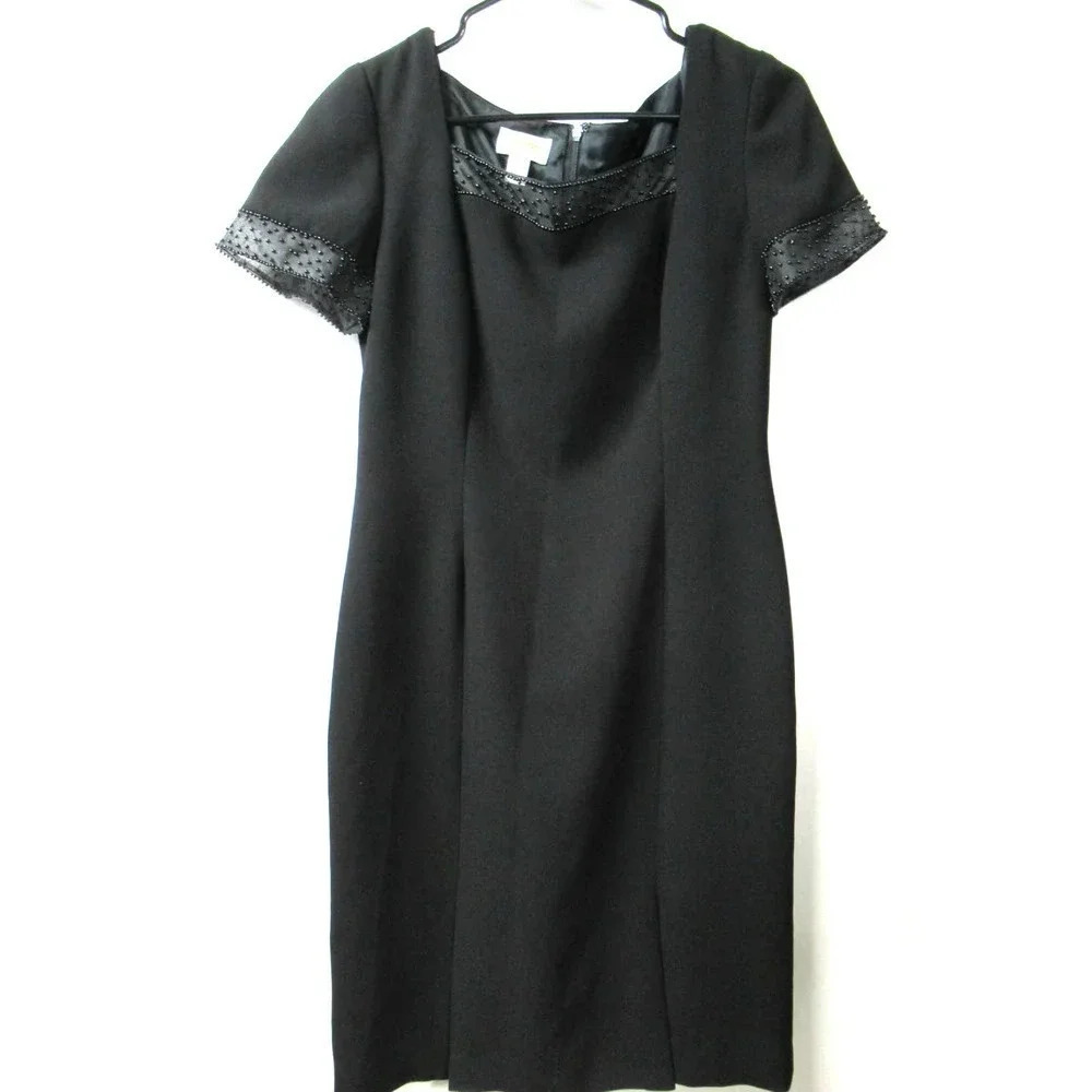 TALBOTS Women’s Petite Acrylic Short Sleeved Dress Beaded Black Size 8P